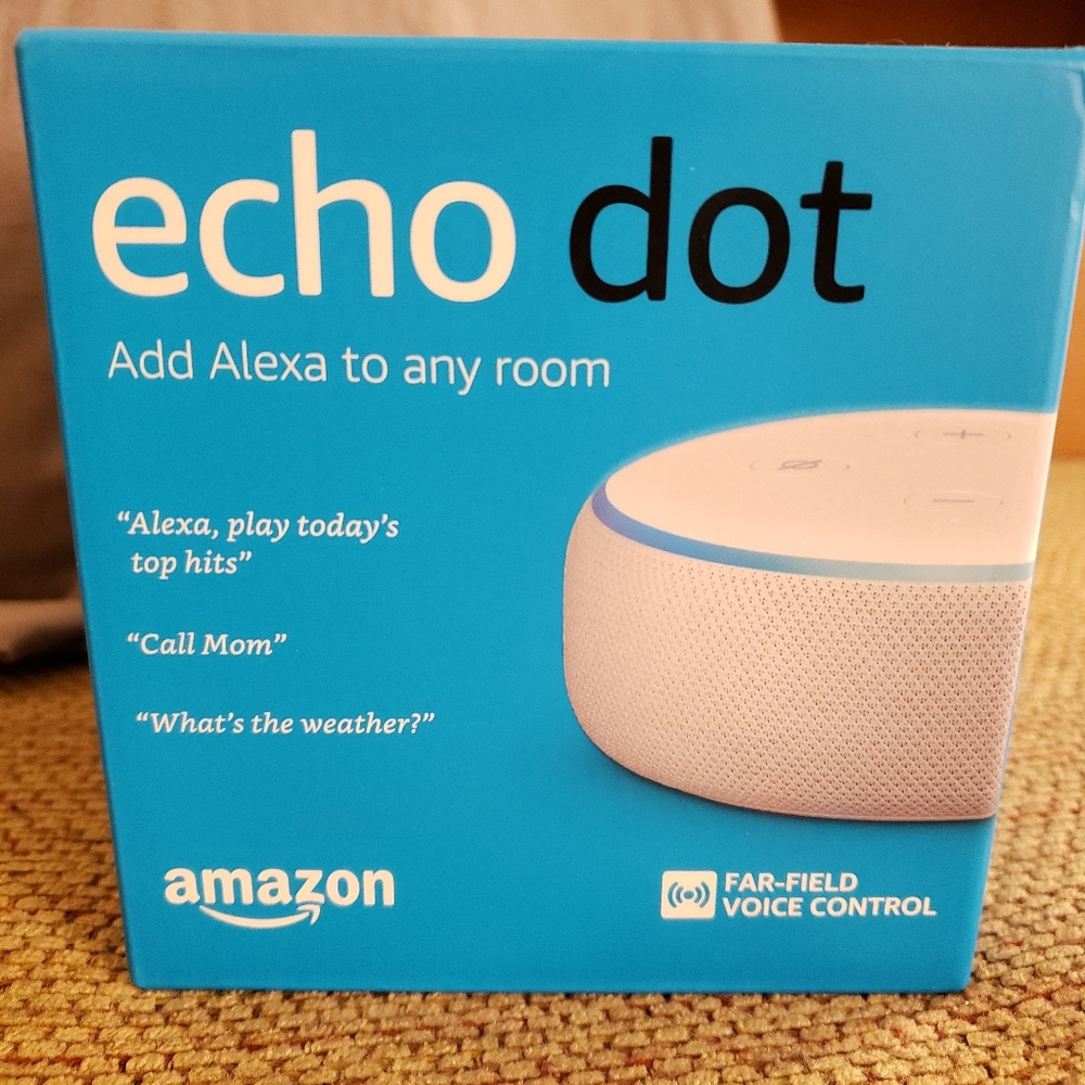 NWT White Echo Dot 3rd Gen